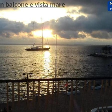 Ampio Monolocale Con Balcone Fronte Mare Villa Porto Santo Stefano  Kültér fotó