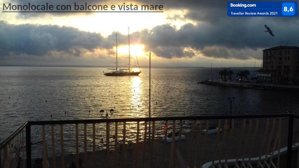 Ampio Monolocale Con Balcone Fronte Mare Villa Porto Santo Stefano  Kültér fotó
