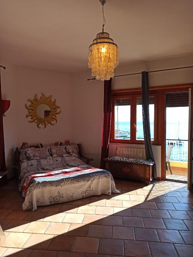 Ampio Monolocale Con Balcone Fronte Mare Villa Porto Santo Stefano  Kültér fotó