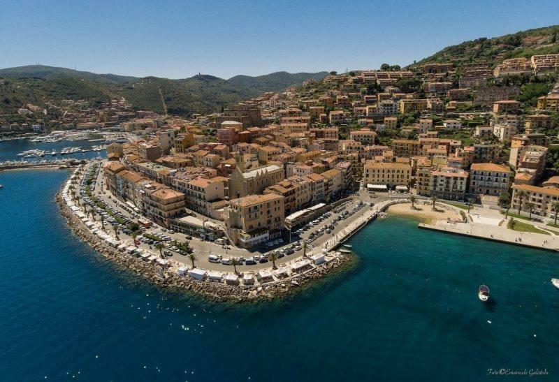 Ampio Monolocale Con Balcone Fronte Mare Villa Porto Santo Stefano  Kültér fotó