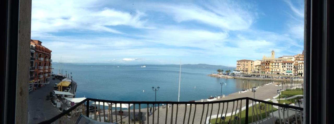 Ampio Monolocale Con Balcone Fronte Mare Villa Porto Santo Stefano  Kültér fotó